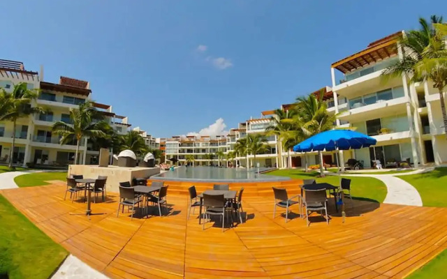 Elements PH07 by Tripintravel