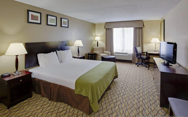 Holiday Inn Express Charles Town by IHG