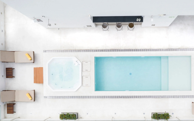 Ramada Plaza by Wyndham Sanya Bay
