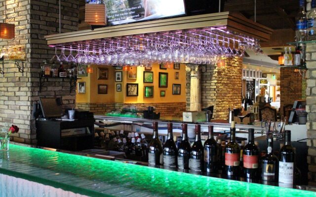 Ocean Manor Beach Hotel