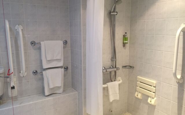 Holiday Inn Express Poole by IHG