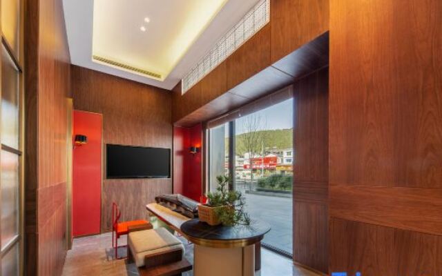 Xuzhou Yunlong Lake Scenic Area Maison New Century Hotel