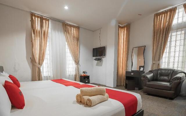 RedDoorz @ Batam Center 2