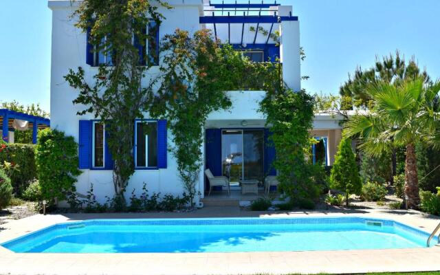 Latchi Beach Front Villa - Private Heated Pool - Amazing Uninterrupted Sea Views