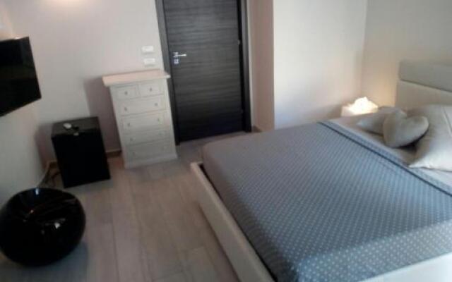 White Club Residence