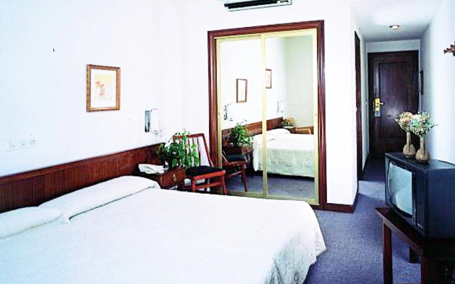Hotel ELE Acueducto