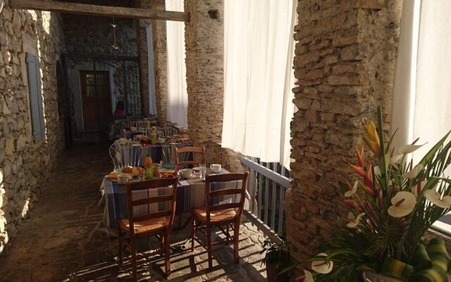 B&B Les Jardins du Mas Evesque