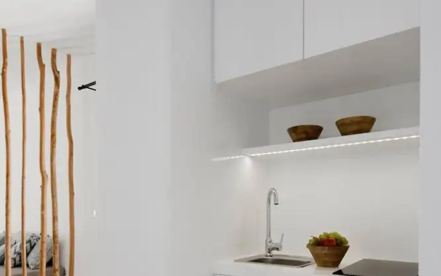 Arco Solium Suites Milos Superior Suite
