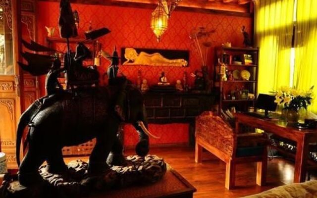 Lijiang Ancient City Ayutaya Hostels