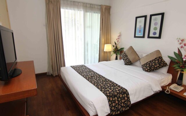 Peninsula Residents All Suite