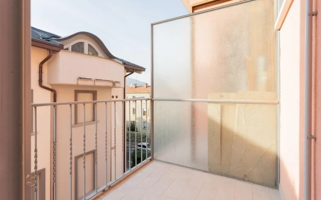 Via Anzi Como Apartments