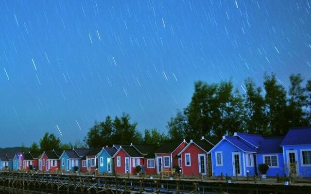 Lijiang Scenery Retreats Lake Front Villa Resort