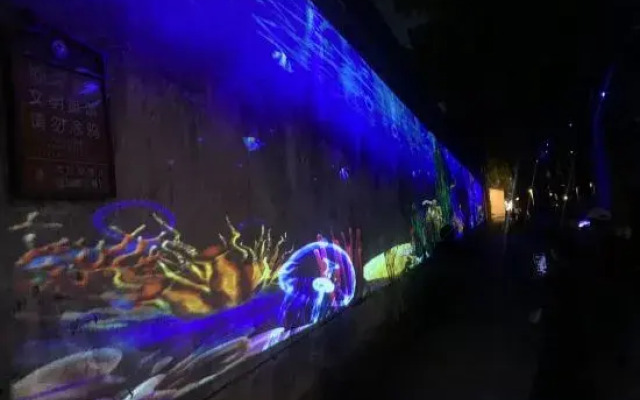 Tongli Cloud House Quadrangle Designer Cinema Hotel