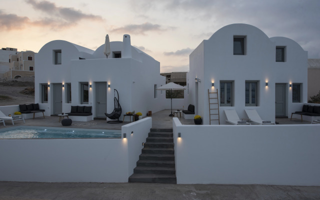 White Orchid Luxury Suites