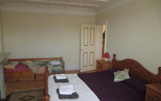 Remarkable 4-Bed House in Ashburton