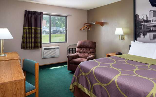 Super 8 by Wyndham Omaha NE