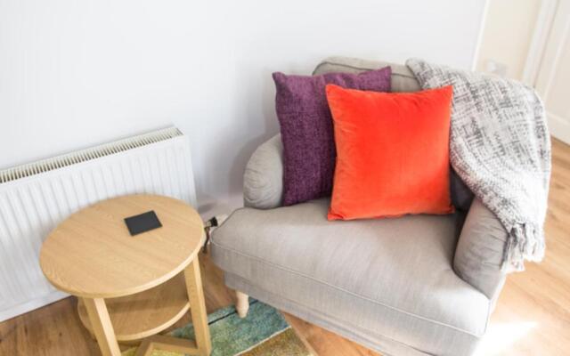 Shaftesbury Modern Annexe