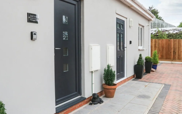 Sawtons Cottage 2