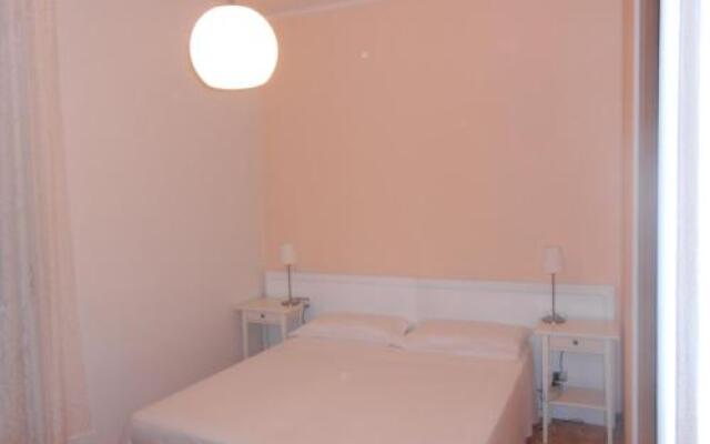 Ginos House Bed And Breakfast
