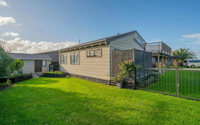 Seabreeze on Cook - Whitianga Holiday Home