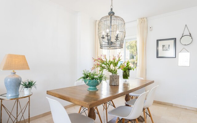 Genteel Home Paseo de Reding II