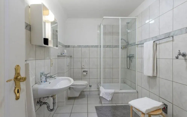 AMAYA Hotel & Suites