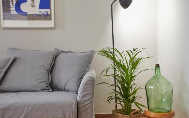 Bright Bright B Central Apartment with Balcony