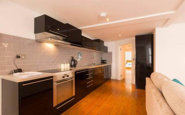 Host Stay Victoria Gardens