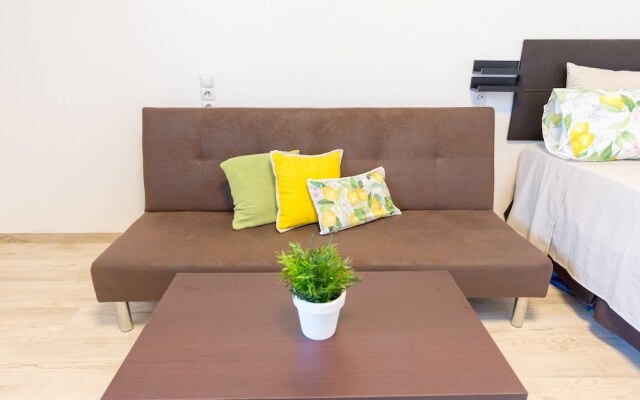 MalagaSuite Fuengirola Holiday Apartment