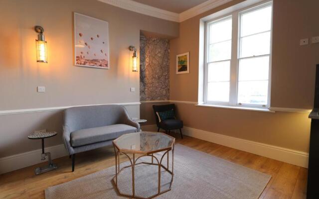 Alma Apartments In A Perfect Location