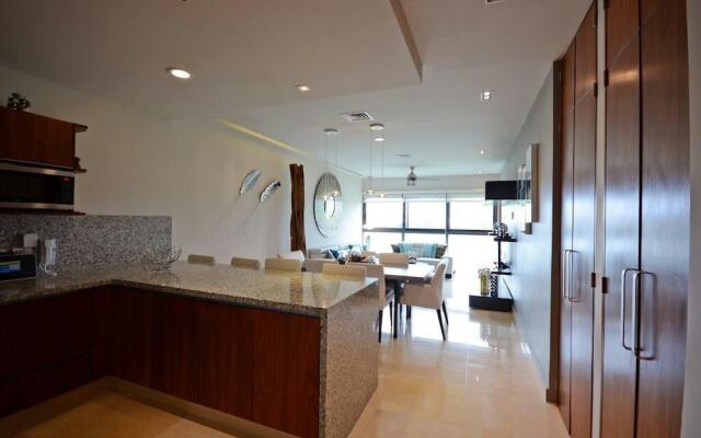 Luxury Condo Boutique