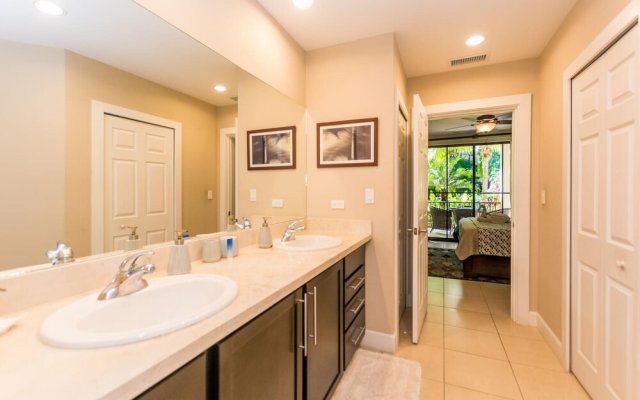 Stylish 1-bedroom That Opens on Pool -pacifico L303