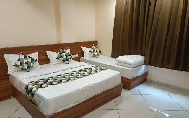 Maruti Group of Hotels - Hotel Shri Naman