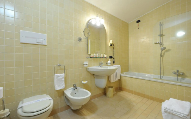 Hotel Roxy Plaza