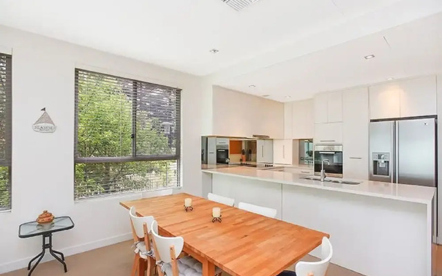 Breeze Beachfront Apartment no 1 - First Floor