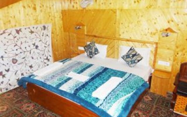 Hotel Tourist Palace