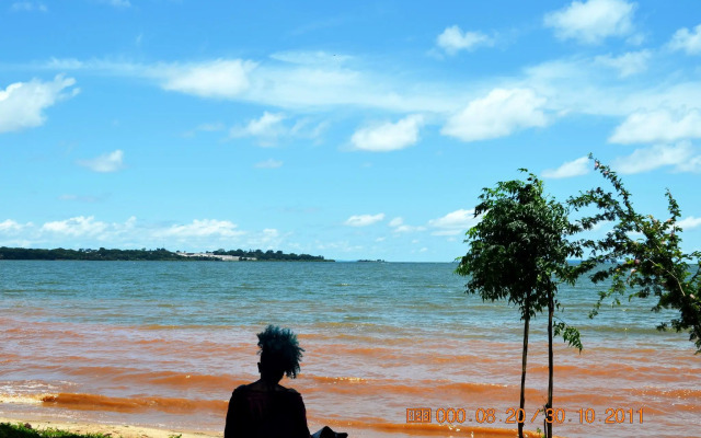 Saffron Beach Bistro & Cottages