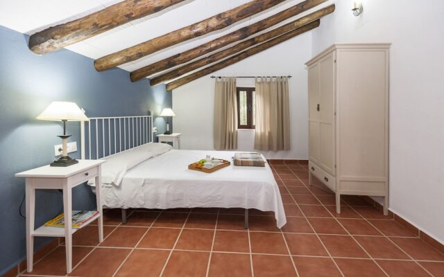 Villa San Nicolas Constantina Canovas