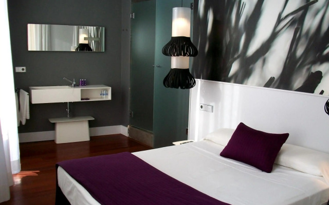 Khu Hotel