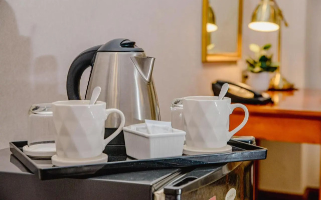 Ortigas CBD Near Business & Shopping Hubs