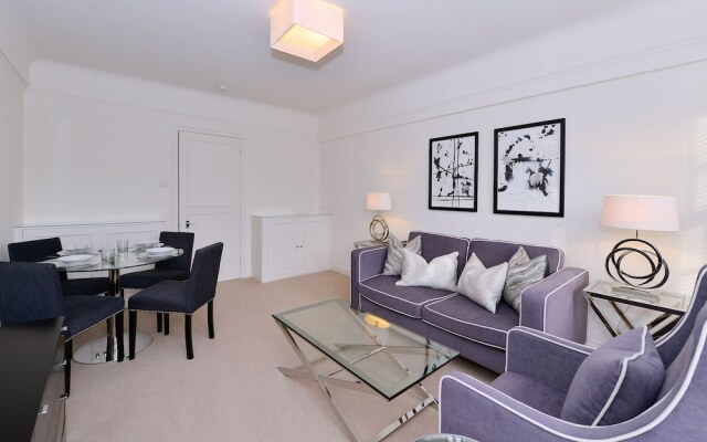 Pelham Court Apartments