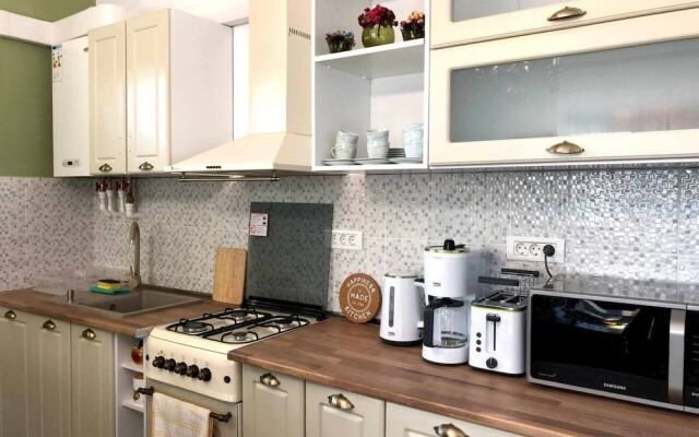 Unique Old Town Home 2min to Beach & Harbour