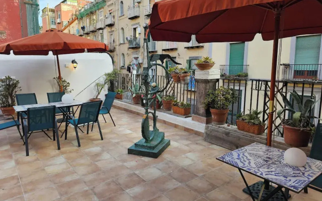 The Spanish Palace suites, rooms, apartments & terraces