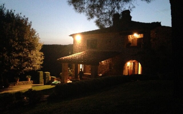 Luxury Privacy in the Heart of Tuscany