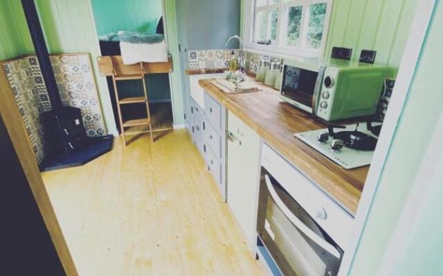 Jasmine The Shepherd Hut