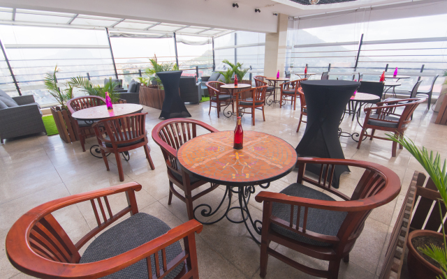 Palms Hotel