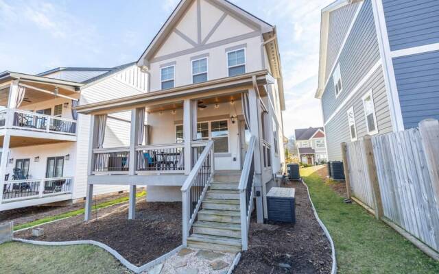 Gem in Heart of Black Mountain