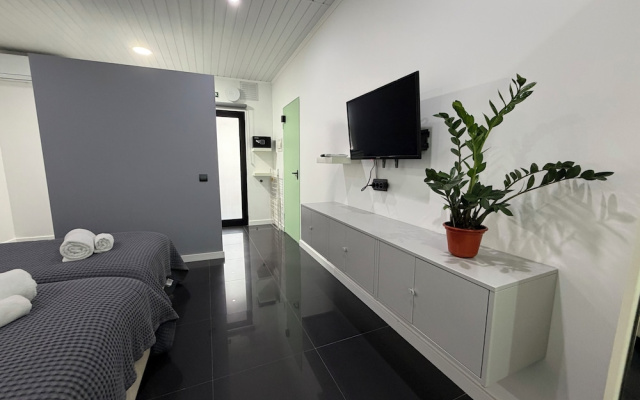 Sea Breeze Studios