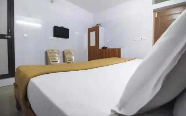 OYO 61145 J.K.S. Deluxe Lodge