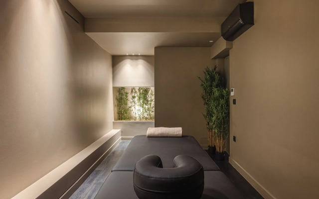 Doryssa Theorem Hotel